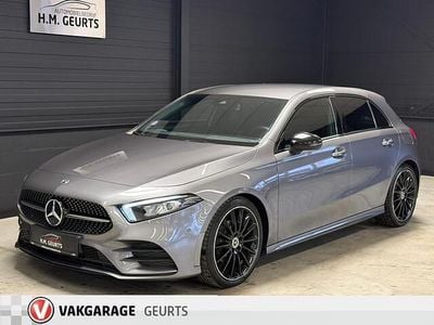 Grijs (metallic) Gebruikt 2022 Mercedes A200 AMG line Hatchback | € 29.250 (Eerlijke prijs)