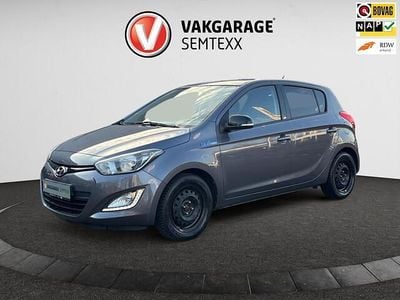 Grijs Occasion 2014 Hyundai i20 GO! Hatchback | € 6.950 (Eerlijke prijs)