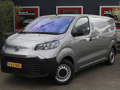 Grijs Nieuw 2025 Toyota Proace MPV | € 36.950 (Goede deal)