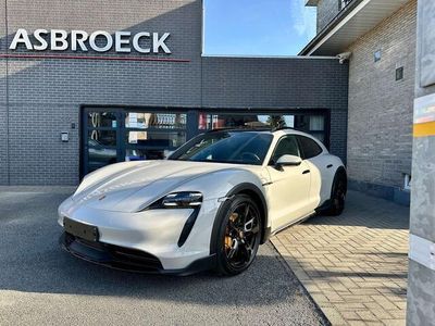 Grijs Gebruikt 2022 Porsche Taycan Cross Turismo Sedan | € 84.000