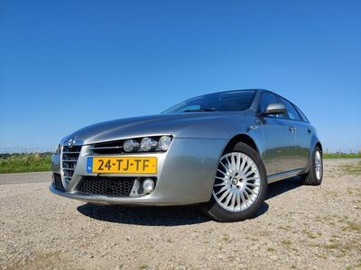 Alfa Romeo 159