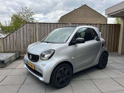 tweedehands Smart ForTwo Coupé 1.0 Pure Grote scherm/ Apple carplay/ Cruise contr
