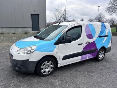 (metallic) Gebruikt 2012 Peugeot Partner MPV | € 2.900 (Eerlijke prijs)