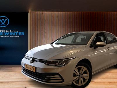 Grijs Occasion 2023 VW Golf VIII Business Hatchback | € 20.745 (Eerlijke prijs)