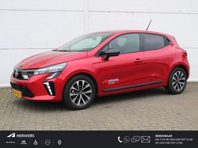 Sunrise red Gebruikt 2025 Mitsubishi Colt Intense Hatchback | € 20.935 (Eerlijke prijs)