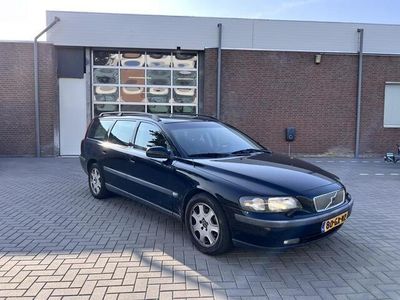 Zwart Occasion 2001 Volvo V70 Comfort Stationwagen | € 3.950