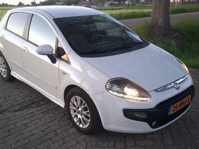 Wit Gebruikt 2011 Fiat Punto Evo Dynamic Hatchback | € 1.950 (Eerlijke prijs)