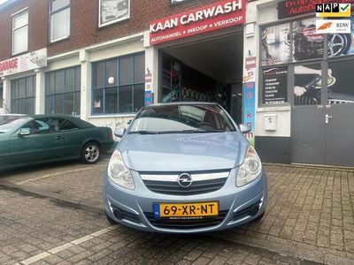 tweedehands Opel Corsa 1.2-16V Enjoy