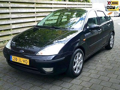 tweedehands Ford Focus 1.6-16V Trend