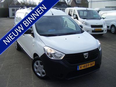 tweedehands Dacia Dokker 1.5 dCi 75 Ambiance VOORZIEN NVAN AIRCO+NAVIGATIE !!! EURO 6 !!