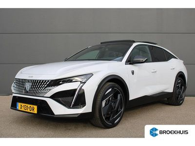 Wit Occasion 2023 Peugeot 408 GTi Hatchback | € 33.395 (Eerlijke prijs)