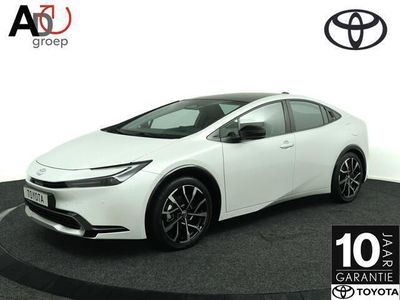 tweedehands Toyota Prius 2.0 Plug-in Executive | Direct uit Voorraad Leverbaar| 10 Jaar Garantie | Panoramadak | Parelmoer Wit | Parkeersensoren Rondom | Groot Scherm Navigatie |