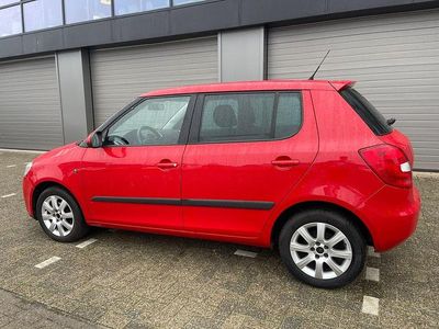 Rood Occasion 2010 Skoda Fabia Hatchback | € 2.450 (Goede deal)