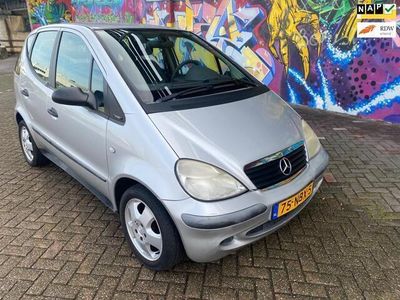 tweedehands Mercedes A140 Classic leuke auto rijd goed deukje in achter portier ap