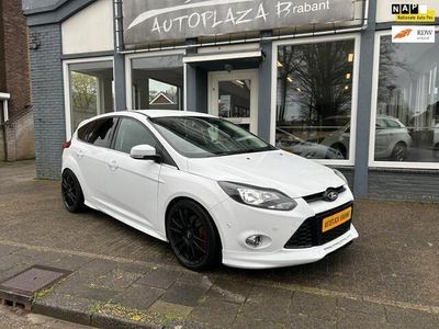 tweedehands Ford Focus 1.6 EcoBoost / ST LINE / CLIMAT/ CRUISE / XENON