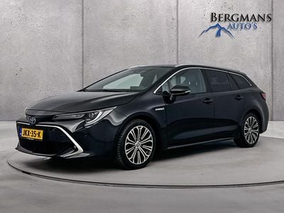 Zwart Occasion 2022 Toyota Corolla Executive Stationwagen | € 21.900 (Goede deal)