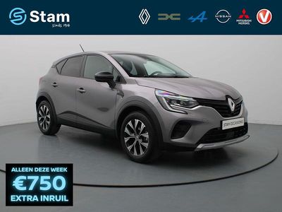 Grijs, metallic lak Gebruikt 2023 Renault Captur Techno SUV | € 22.990 (Goede deal)
