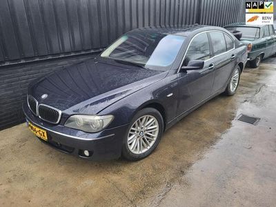 Blauw Gebruikt 2008 BMW 750 Sedan | € 9.950