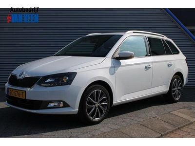 Wit Occasion 2015 Skoda Fabia Hatchback | € 10.690 (Eerlijke prijs)
