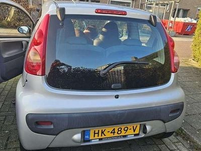 Occasion Peugeot 107 68 PK (50 kW) 2006 Zilver Hatchback