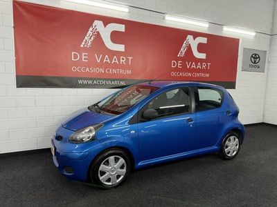 Blauw Occasion 2011 Toyota Aygo Cool Hatchback | € 3.499 (Eerlijke prijs)