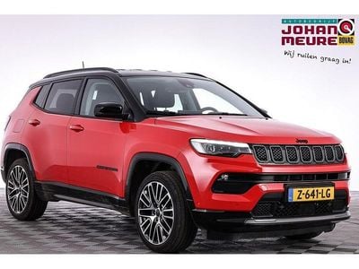 Rood Gebruikt 2024 Jeep Compass Altitude SUV | € 29.900 (Eerlijke prijs)