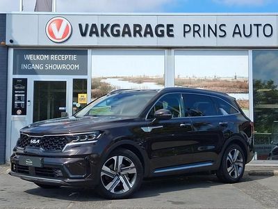 Bruin Gebruikt 2022 Kia Sorento SUV | € 31.850 (Eerlijke prijs)