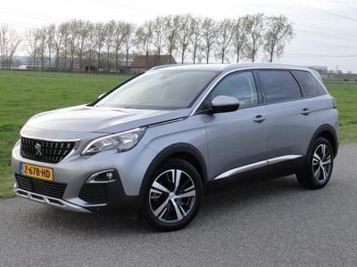 tweedehands Peugeot 5008 1.2 PureTech Premium 7P+LED+NAVIG+PDC+TREKHAAK