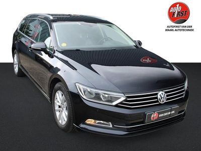 Zwart Gebruikt 2015 VW Passat Business Stationwagen | € 10.700 (Eerlijke prijs)