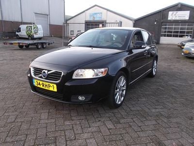 Zwart Occasion 2011 Volvo V50 Business Edition Stationwagen | € 5.950 (Goede deal)