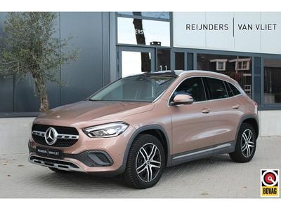 Bruin Gebruikt 2021 Mercedes GLA250 Progressive SUV | € 35.890 (Goede deal)