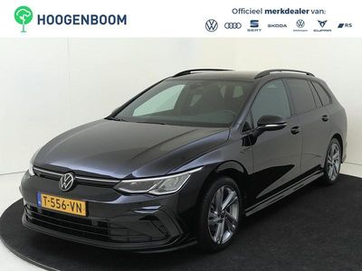 Zwart Occasion 2023 VW Golf VIII R-line Stationwagen | € 24.750 (Eerlijke prijs)