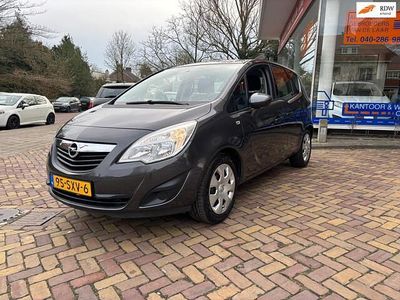Grijs Occasion 2011 Opel Meriva Edition MPV | € 5.250 (Eerlijke prijs)