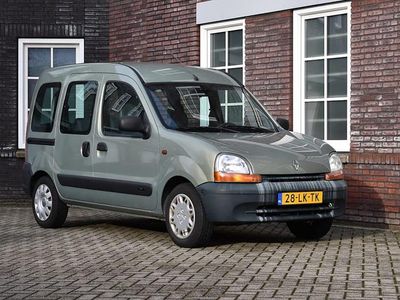 Groen Gebruikt 2003 Renault Kangoo Authentique MPV | € 3.999