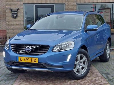 Blauw Occasion 2015 Volvo XC60 Summum SUV | € 16.750