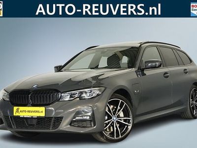 Grijs Occasion 2022 BMW 330 M Sport Stationwagen | € 30.900 (Eerlijke prijs)