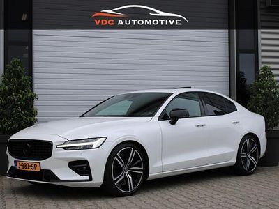 Wit Gebruikt 2019 Volvo S60 R-Design Sedan | € 26.950 (Eerlijke prijs)