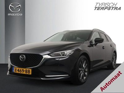 Zwart (metallic) Gebruikt 2023 Mazda 6 Center-Line Stationwagen | € 32.450 (Eerlijke prijs)