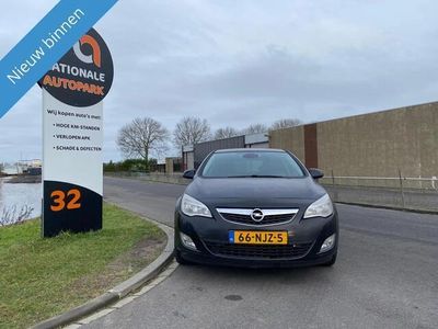 tweedehands Opel Astra * 2010 * 225 DKM * 1.6 B * AUTOMAAT * CLIMA * NAVI * LEDER * PARKEERSENSOREN * CRUISE CONTROL *