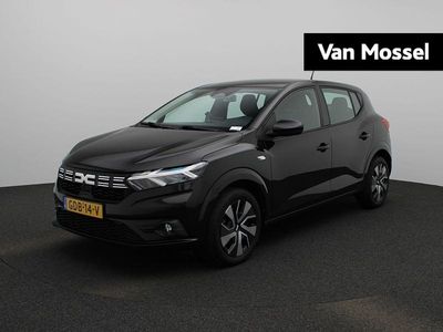 Zwart Gebruikt 2024 Dacia Sandero Expression Hatchback | € 17.925 (Eerlijke prijs)