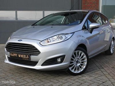 Occasion Ford Fiesta Titanium 80 PK (58 kW) 2015 Grijs Hatchback