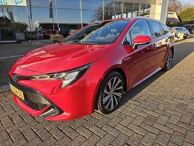 Rood Occasion 2022 Toyota Corolla Business Edition Stationwagen | € 20.950 (Goede deal)