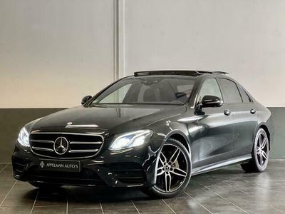 Zwart Gebruikt 2018 Mercedes E300 Sedan | € 52.950