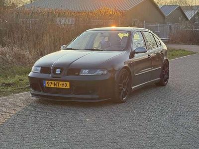 Zwart Gebruikt 2004 Seat Leon Hatchback | € 3.750 (Iets duurder)