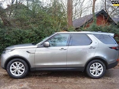 Land Rover Discovery 5