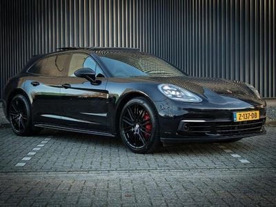 Zwart Gebruikt 2018 Porsche Panamera 4S Sport Turismo Sedan | € 73.650