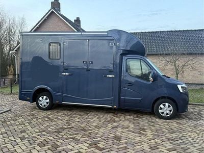 Blauw Occasion 2024 Renault Master Cabriolet | € 56.995
