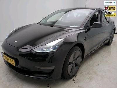 Zwart Occasion 2020 Tesla Model 3 Long Range AWD Sedan | € 20.399 (Goede deal)