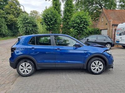 Blauw (metallic) Occasion 2020 VW T-Cross Style SUV | € 8.950