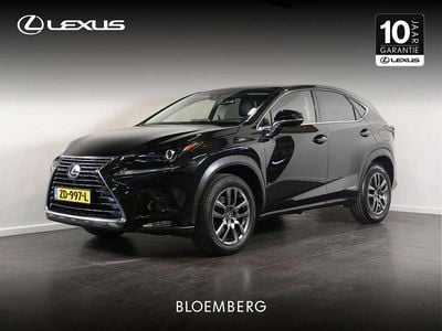 Zwart (metallic) Occasion 2018 Lexus NX300h Luxury Line SUV | € 29.900 (Eerlijke prijs)